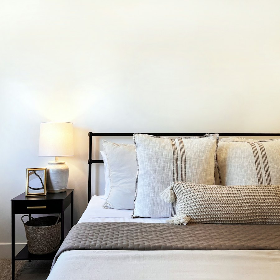 Maja Metal Bed