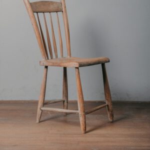 Petra Spindle Chair