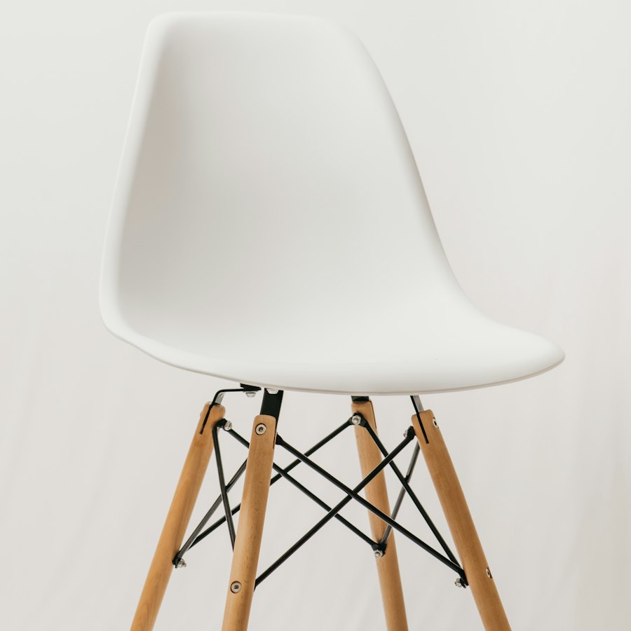 Unni Shell Chair