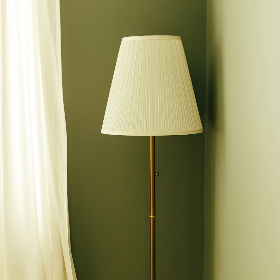 Tuva Floor Lamp